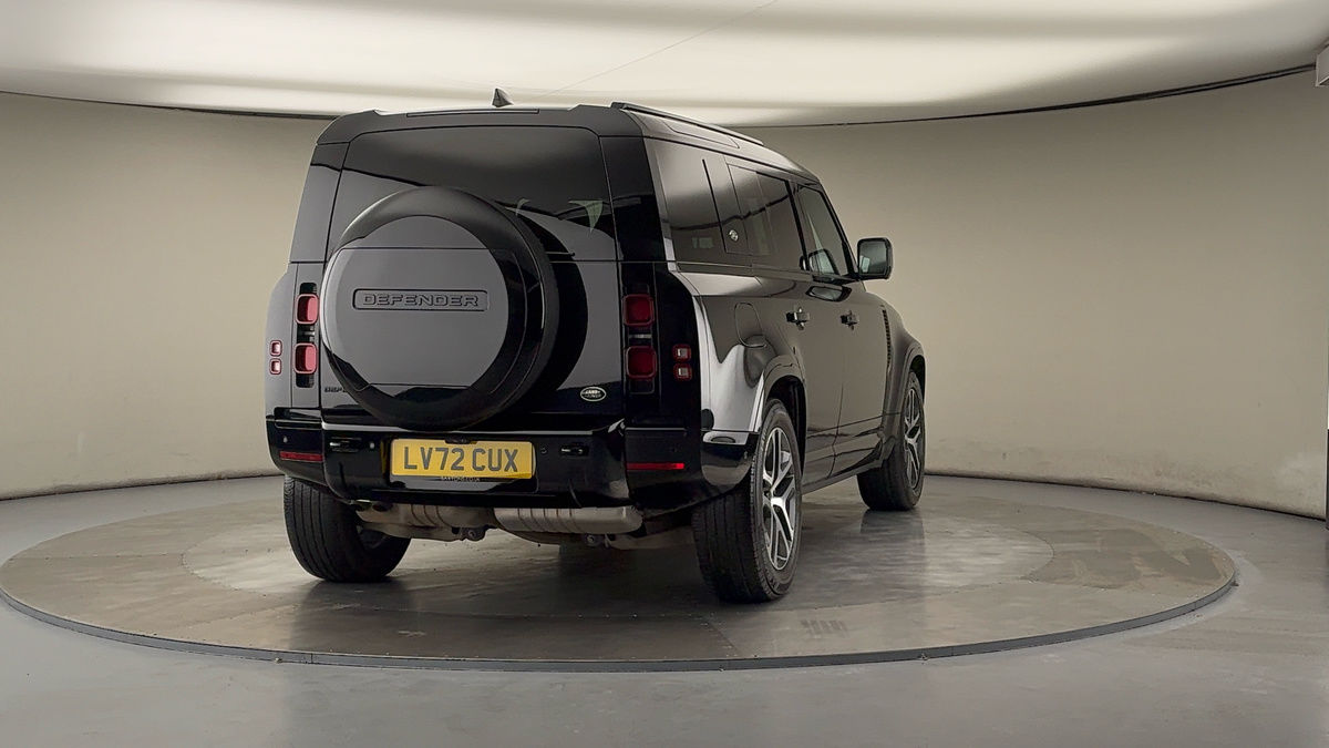 More views of Land Rover Defender 110