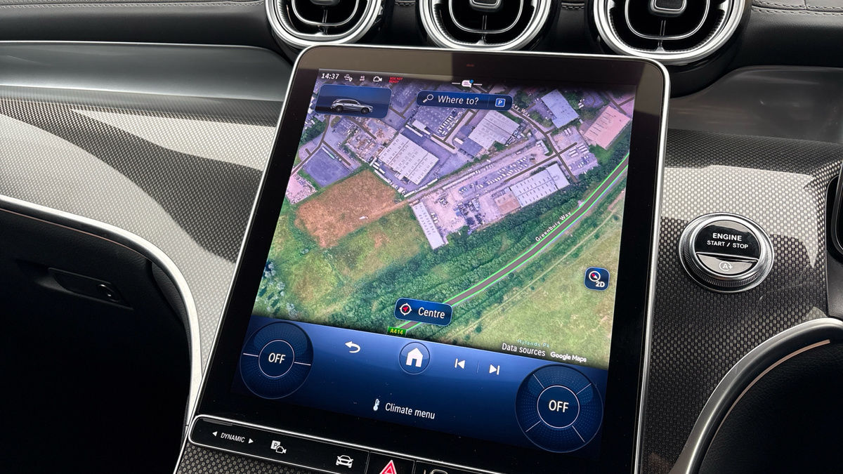 Mercedes-Benz GLC Image 17