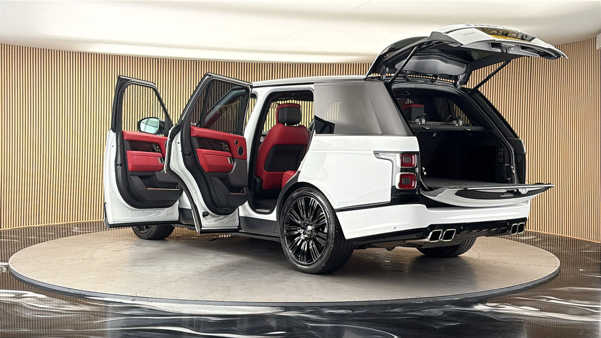 More views of Land Rover Range Rover