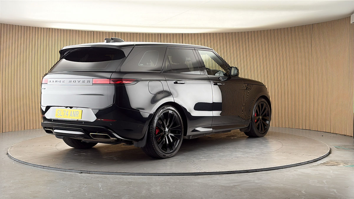 More views of Land Rover Range Rover Sport