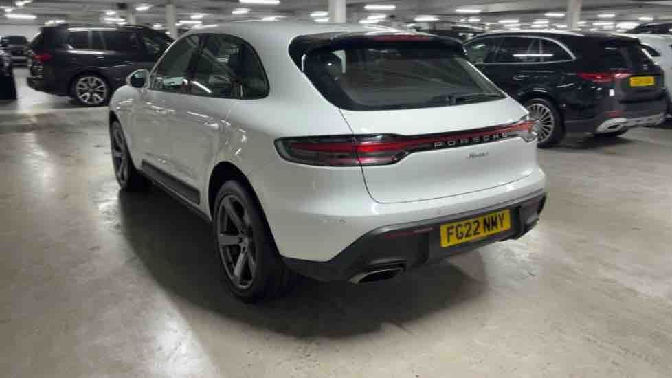 More views of Porsche Macan