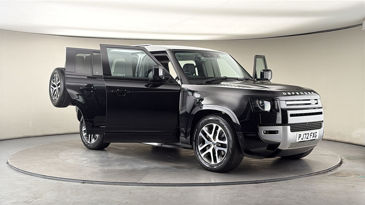 More views of Land Rover Defender 110