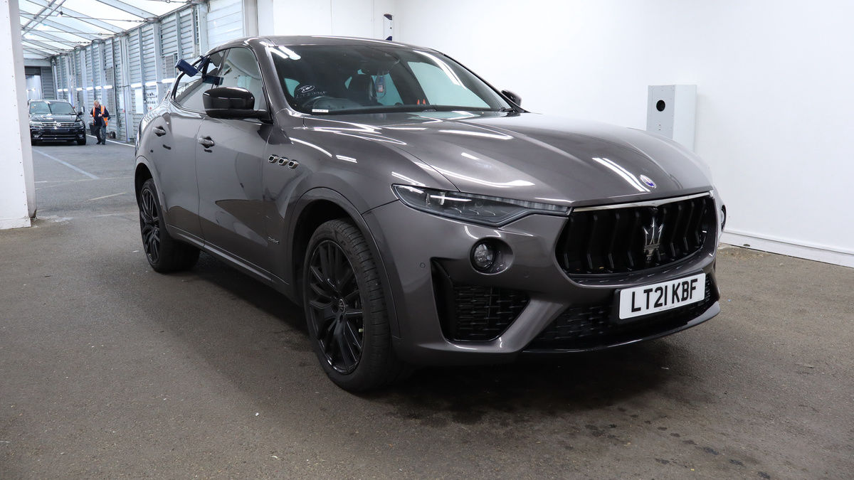 Maserati Levante Sticky Header Image