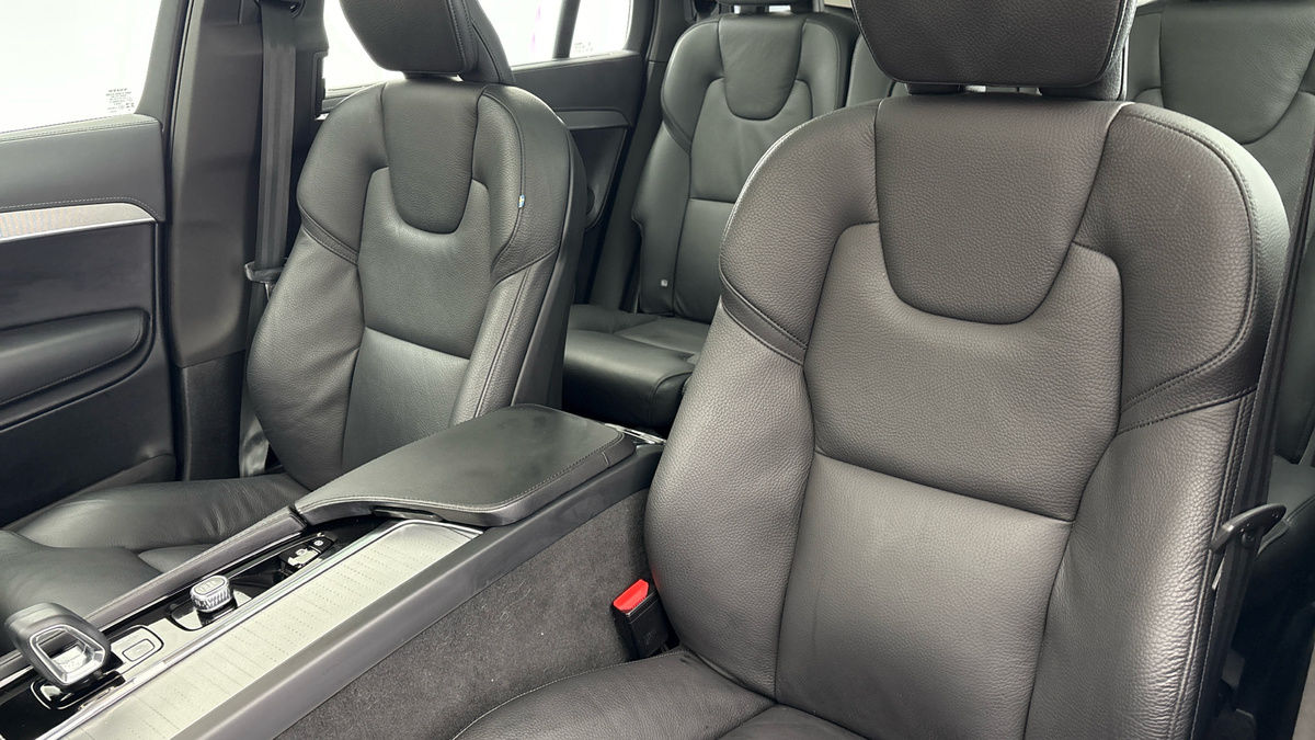 Volvo XC90 Image 7