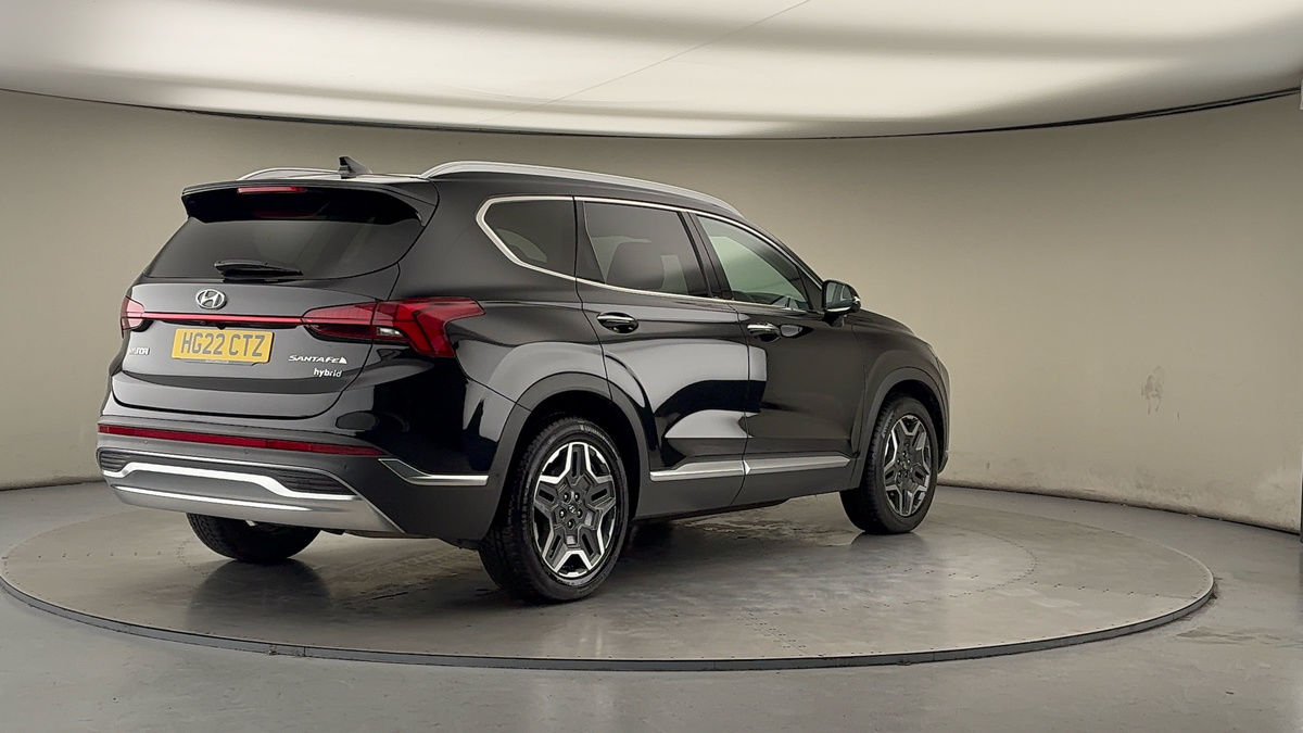 More views of Hyundai Santa Fe