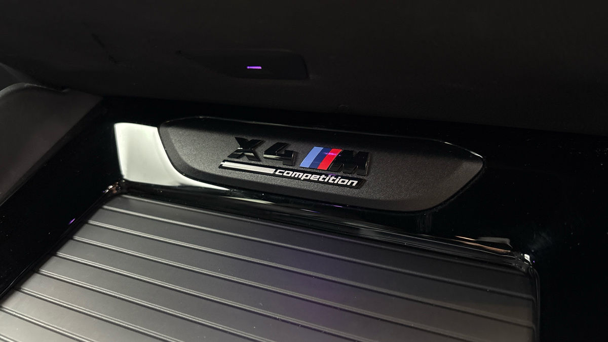 More views of BMW X4 M