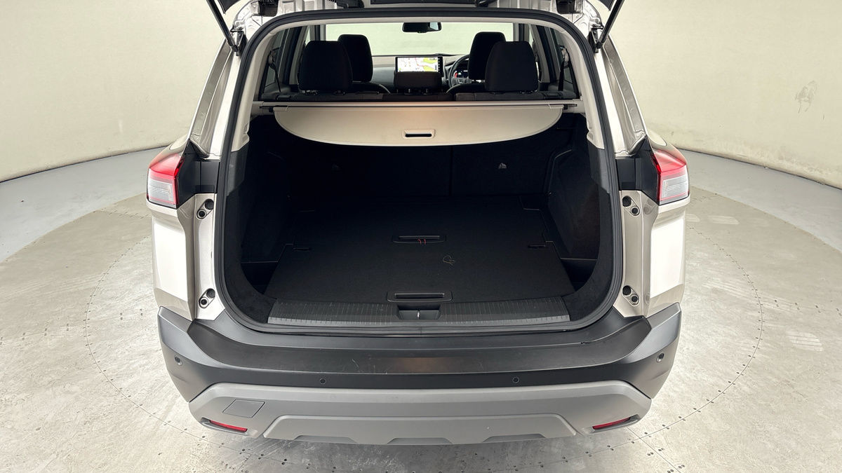 Nissan X-Trail Image 11