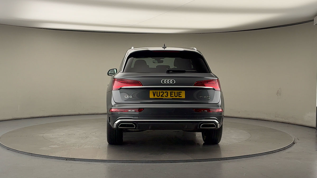 More views of Audi Q5