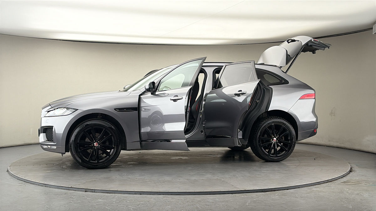 More views of Jaguar F-PACE