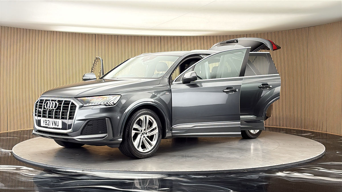 Audi Q7 Image 22