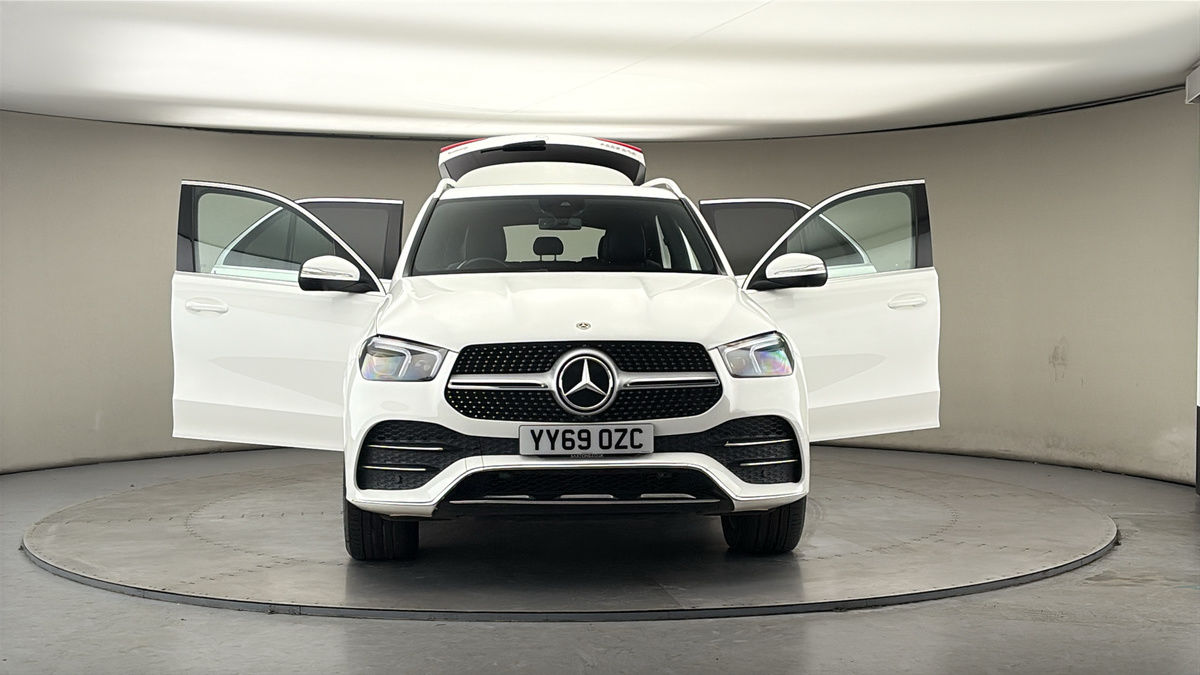 More views of Mercedes-Benz GLE