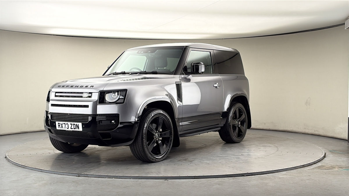 More views of Land Rover Defender 90