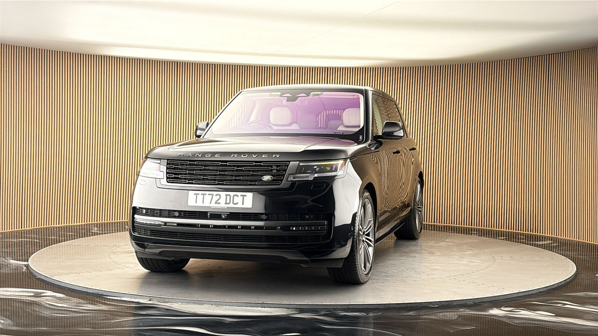 More views of Land Rover Range Rover