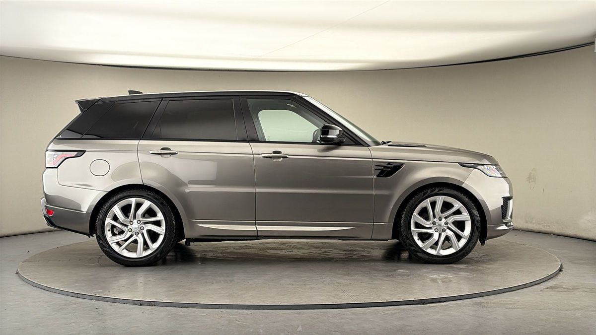 Land Rover Range Rover Sport Image 16