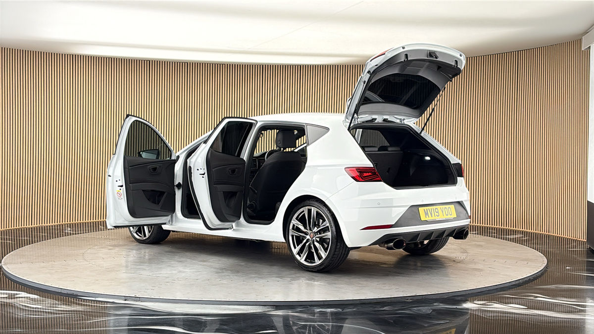 More views of SEAT Leon