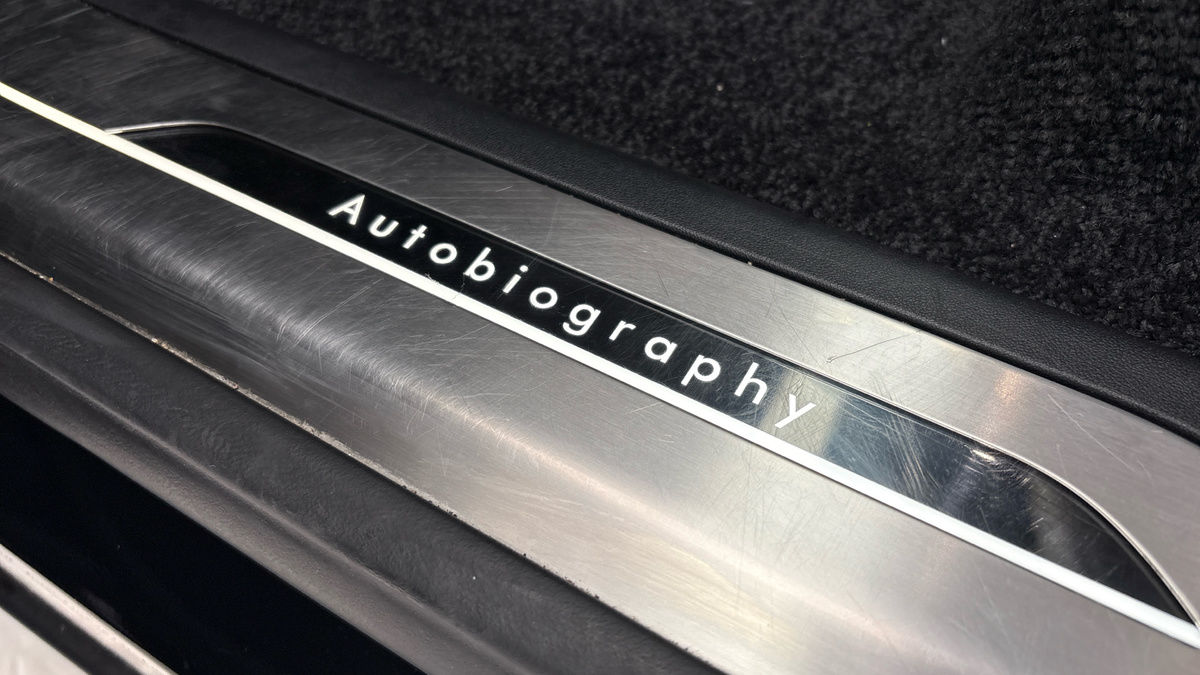 Land Rover Range Rover Image 30