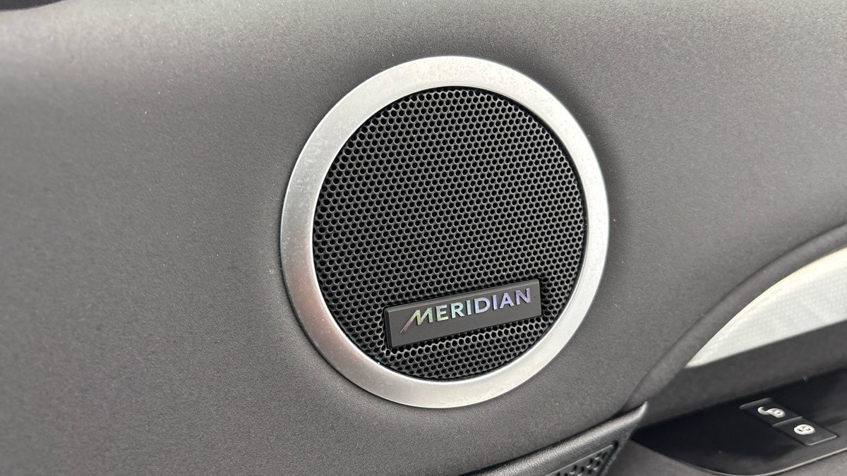 Land Rover Discovery Image 50