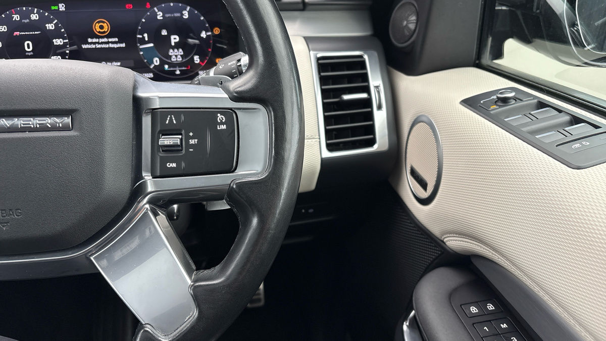 Land Rover Discovery Image 14