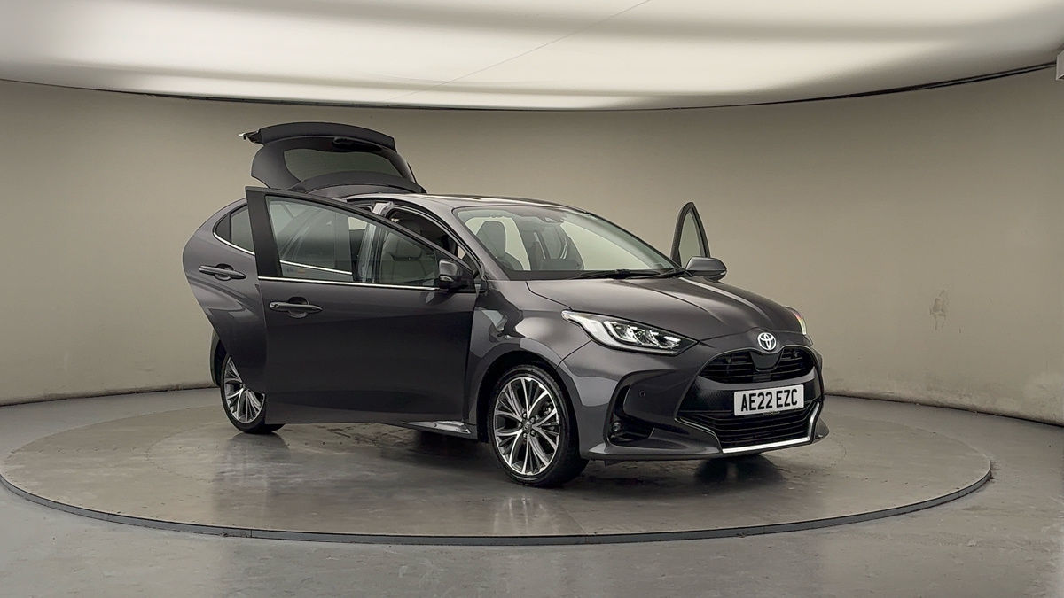 More views of Toyota Yaris