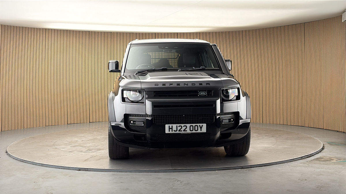 More views of Land Rover Defender 110