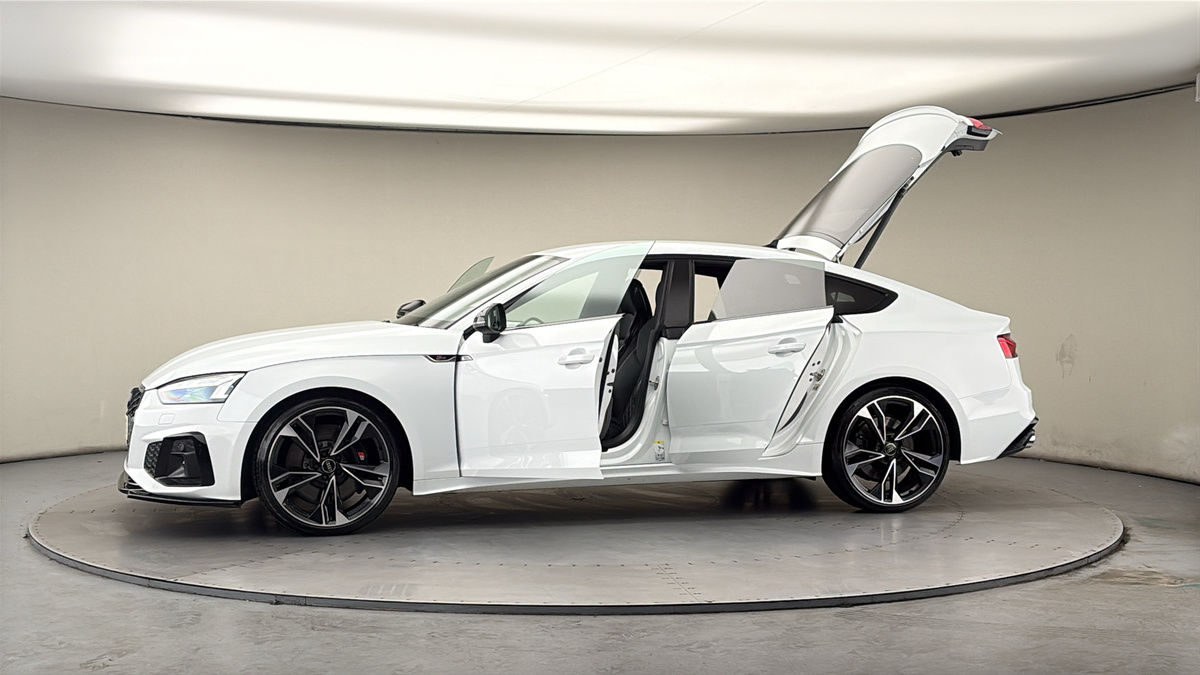 More views of Audi S5