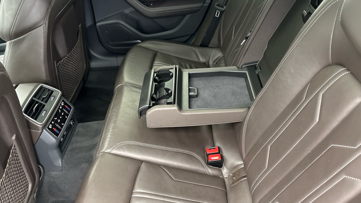 Audi A6 Allroad Image 9