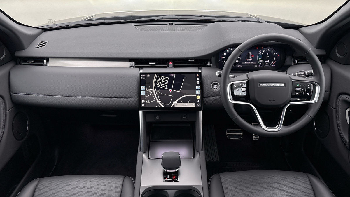 Land Rover Discovery Sport Image 12