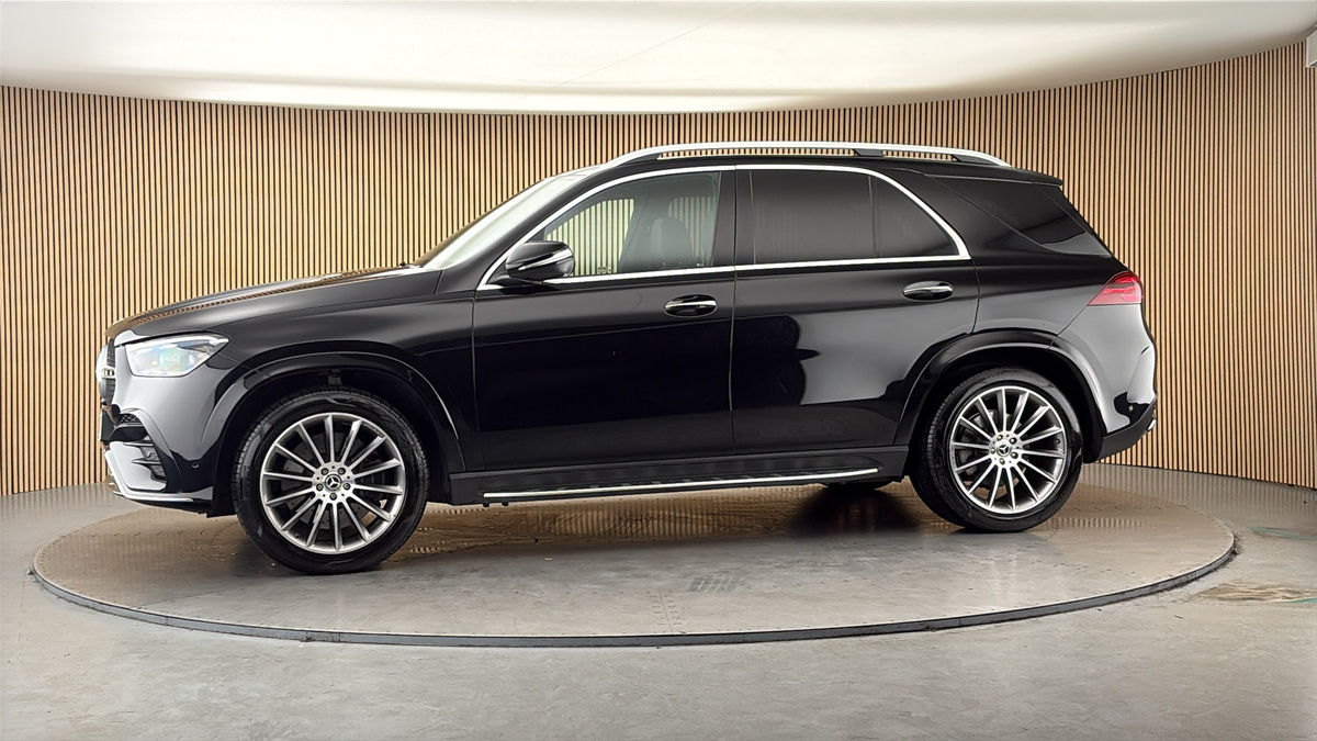 More views of Mercedes-Benz GLE