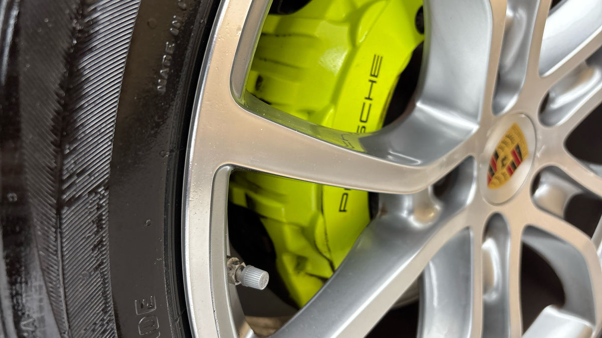 Porsche Cayenne Image 31