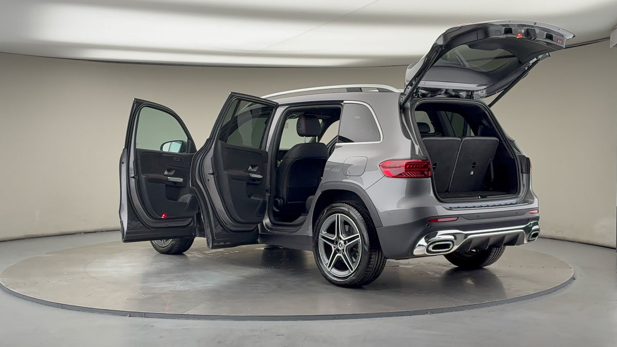 More views of Mercedes-Benz GLB