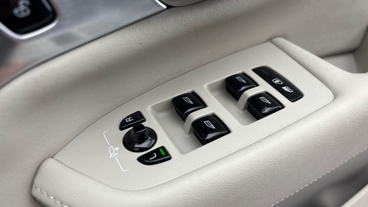 Volvo XC90 Image 29