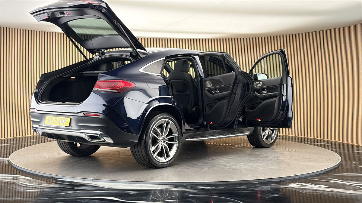More views of Mercedes-Benz GLE