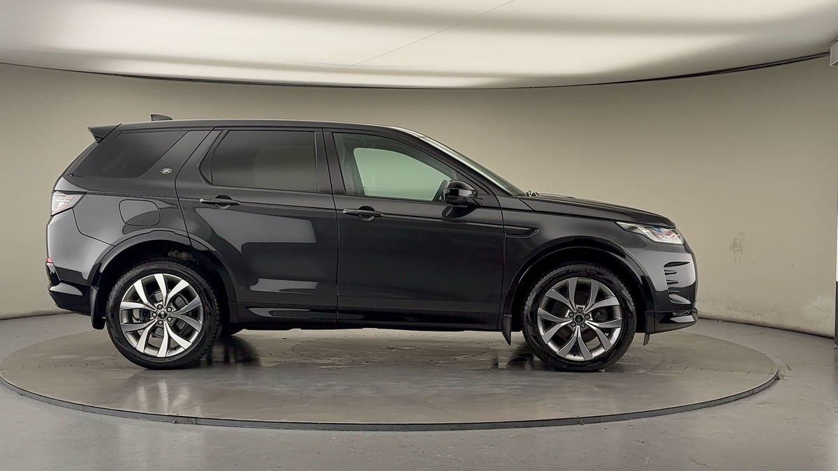 Land Rover Discovery Sport Image 16