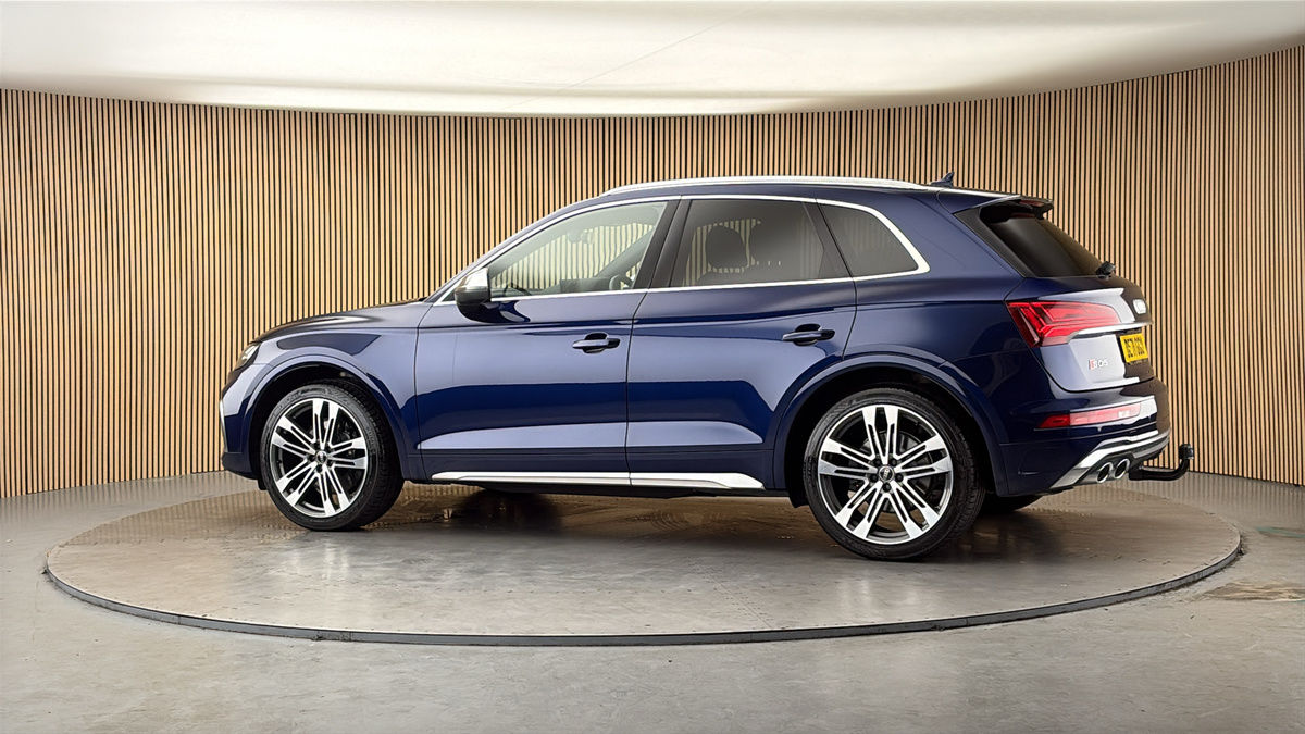 More views of Audi SQ5