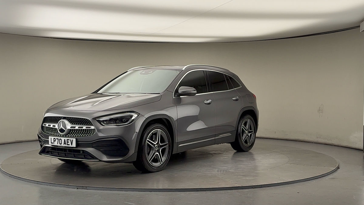 More views of Mercedes-Benz GLA