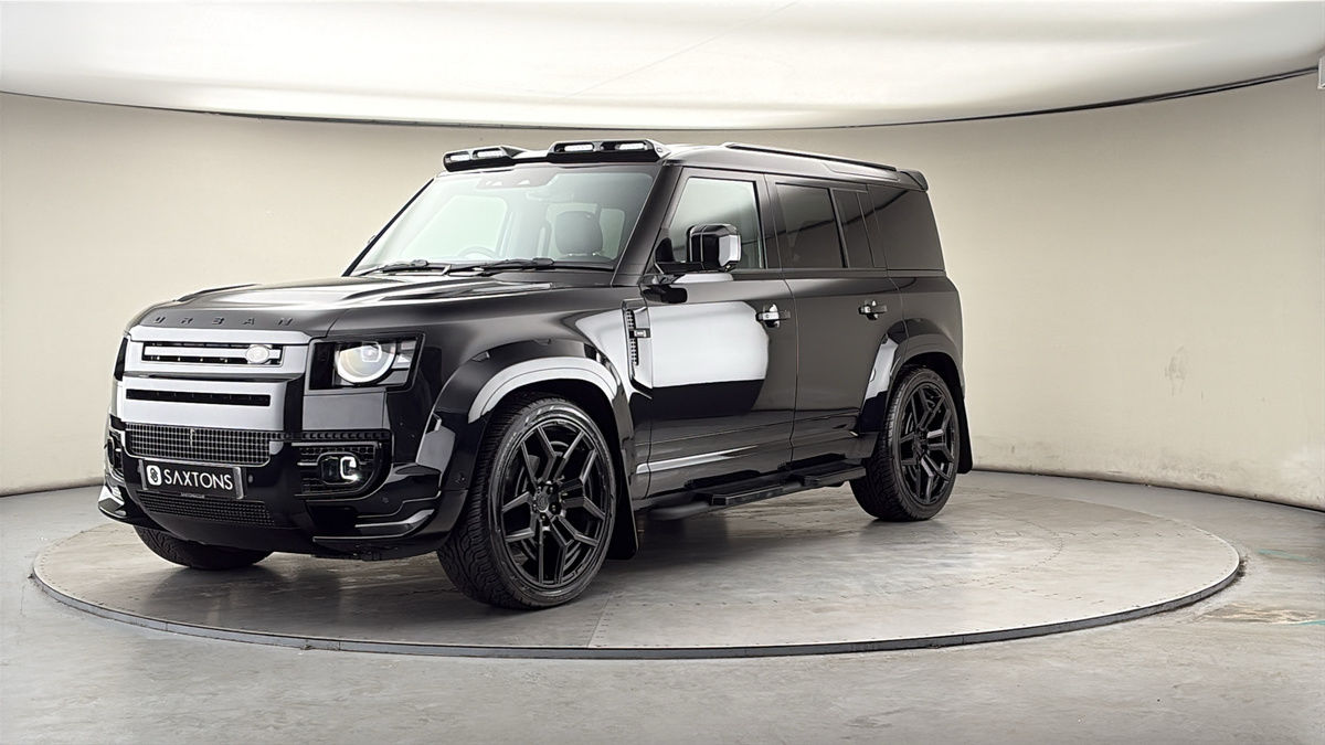 More views of Land Rover Defender 110