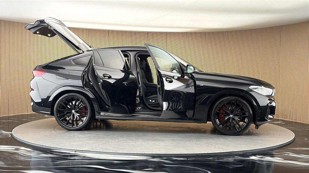 More views of BMW X6