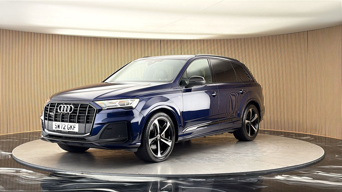 More views of Audi Q7