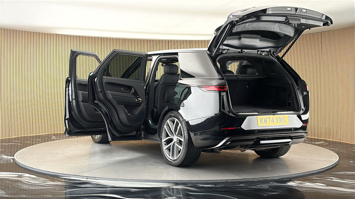 Land Rover Range Rover Sport Image 23