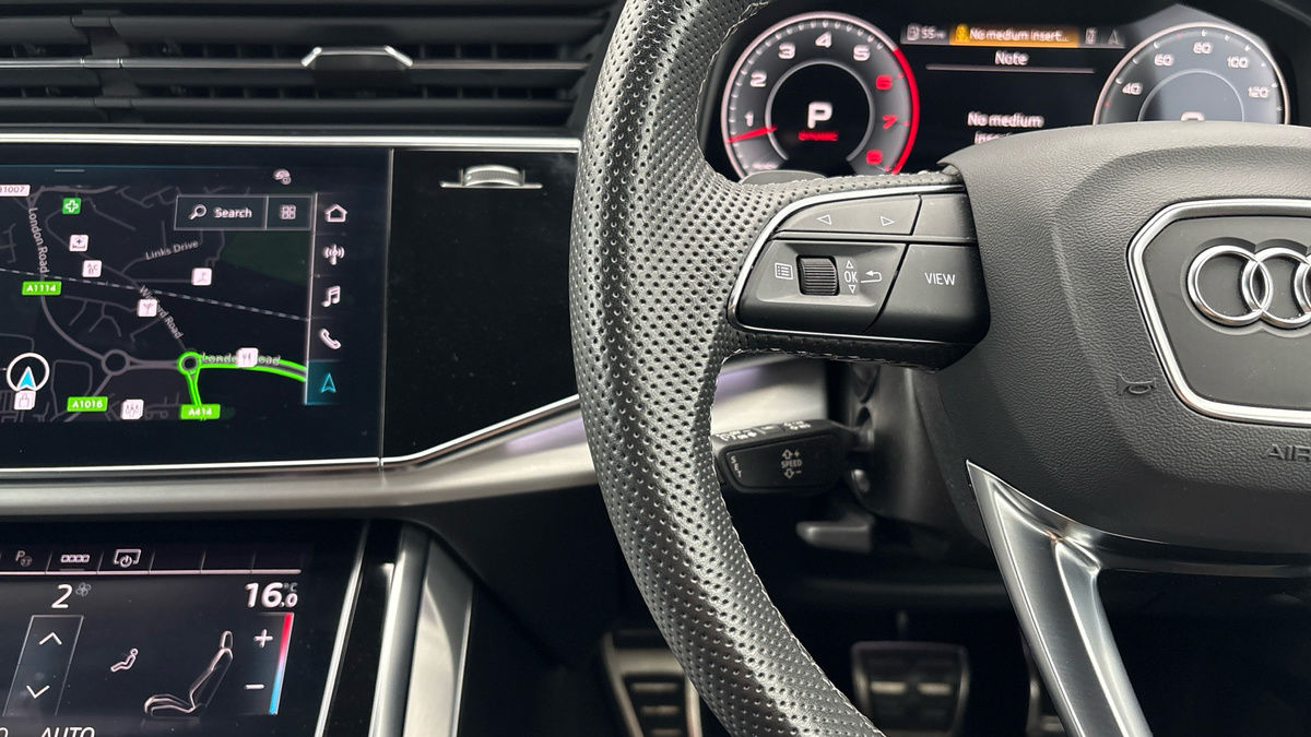 Audi Q7 Image 13