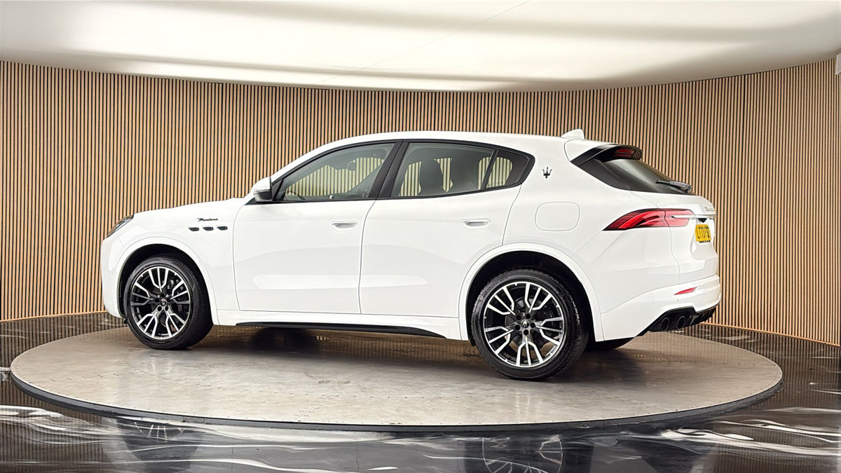 More views of Maserati Grecale