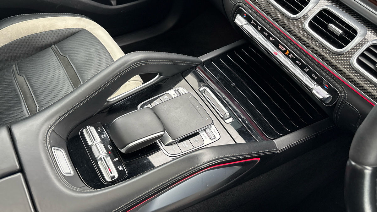 Mercedes-Benz GLE Image 18