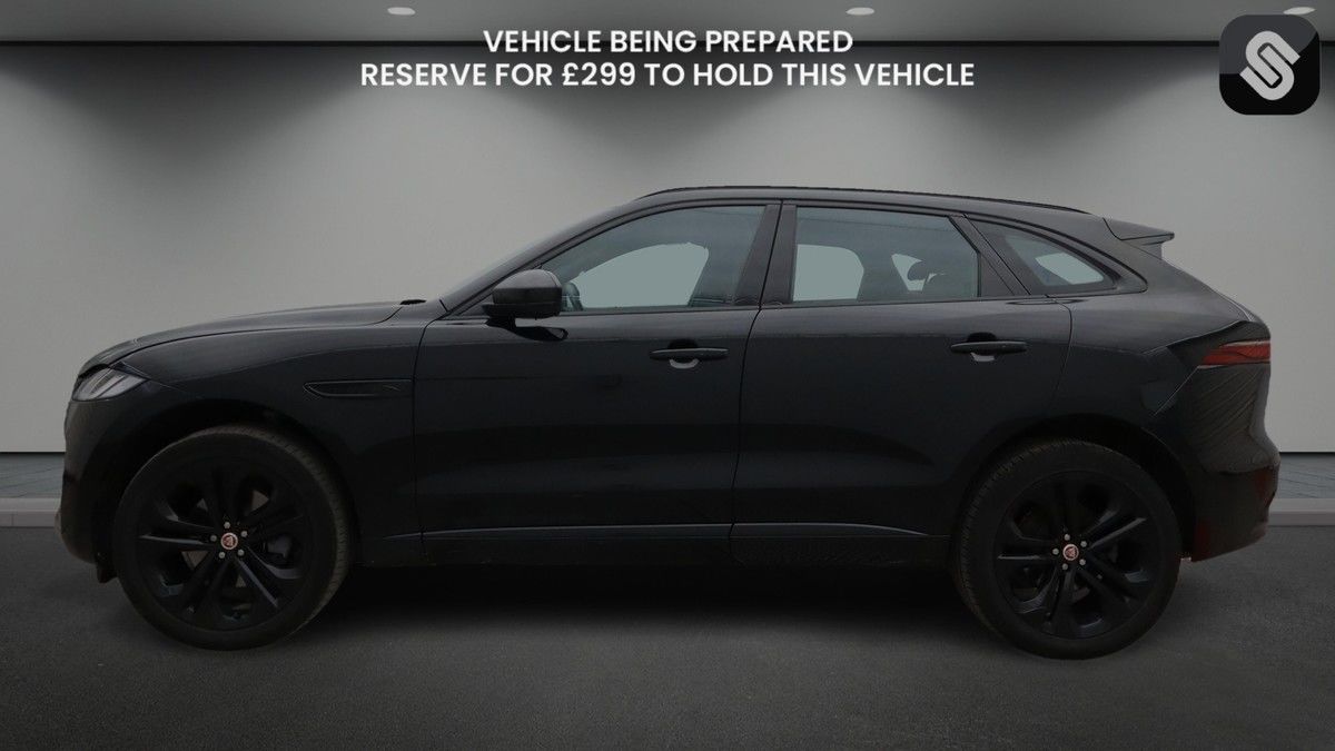 Jaguar F-PACE Image 6