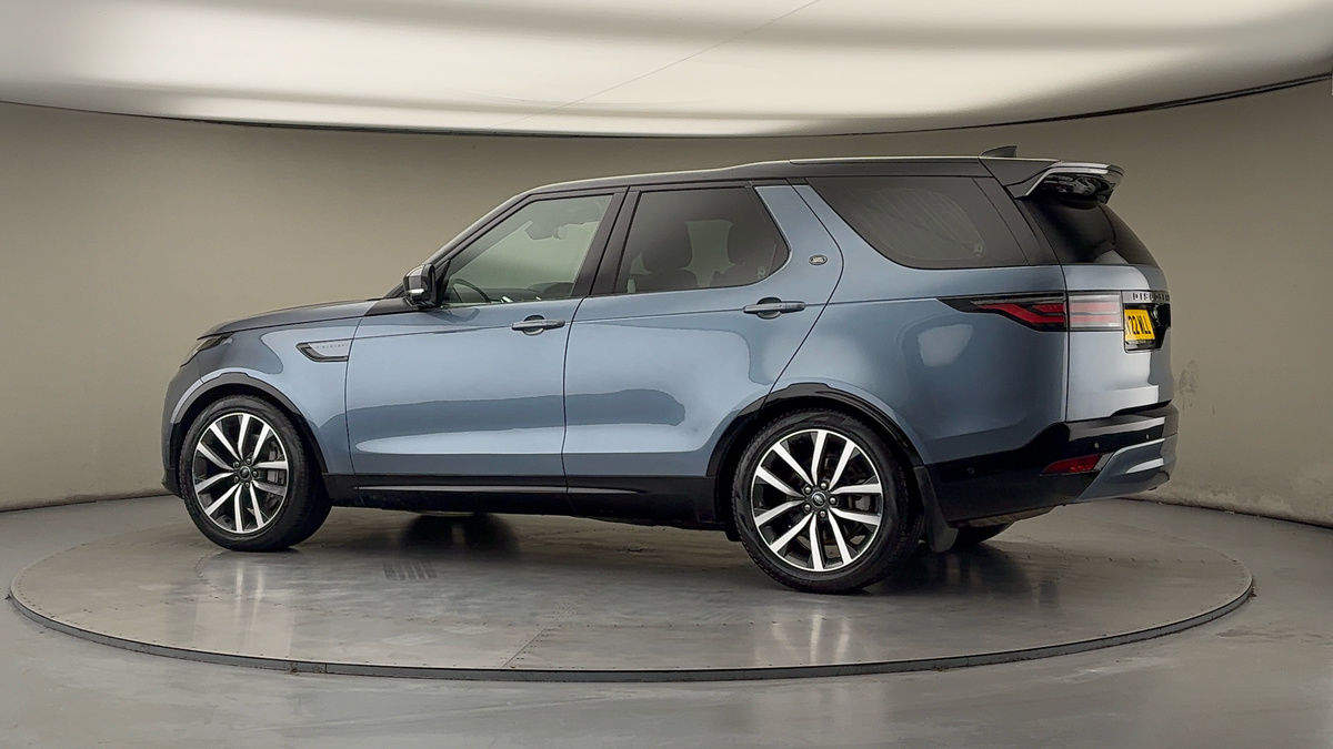 More views of Land Rover Discovery