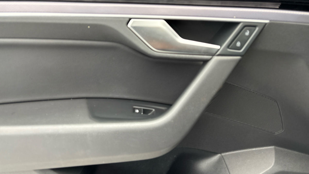 Volkswagen Touareg Image 19