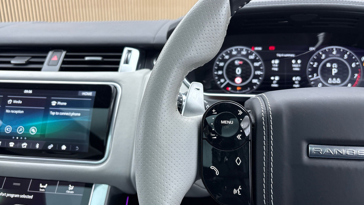 Land Rover Range Rover Sport Urban Image 13