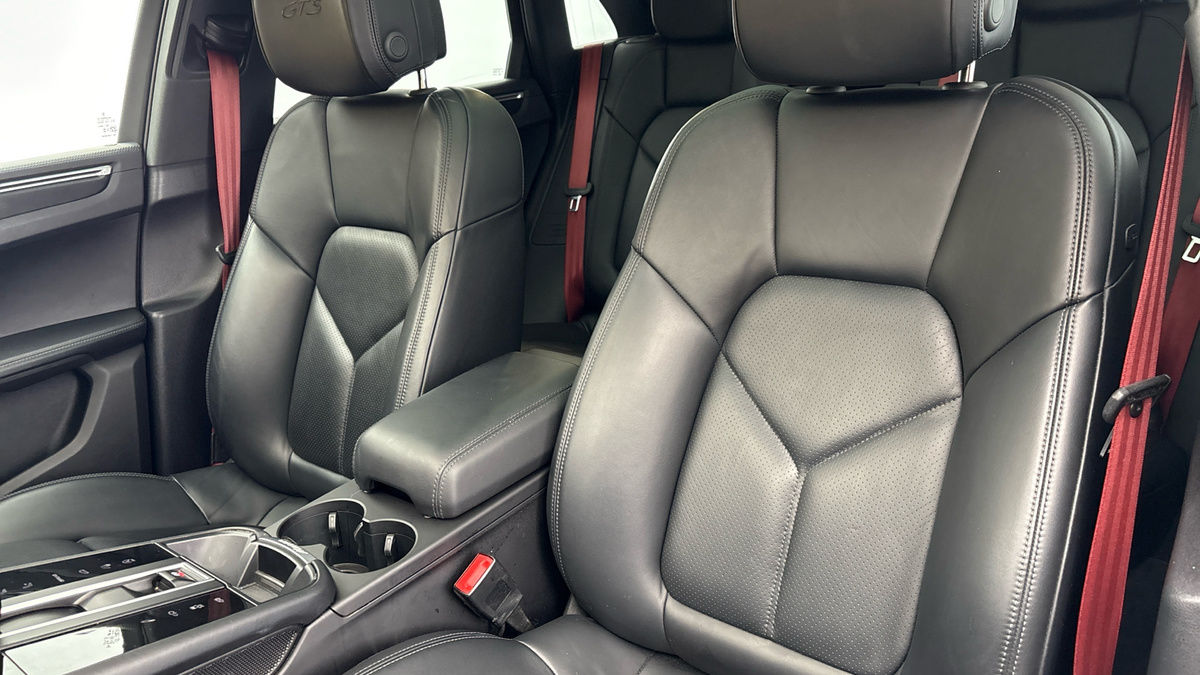 Porsche Macan Image 7