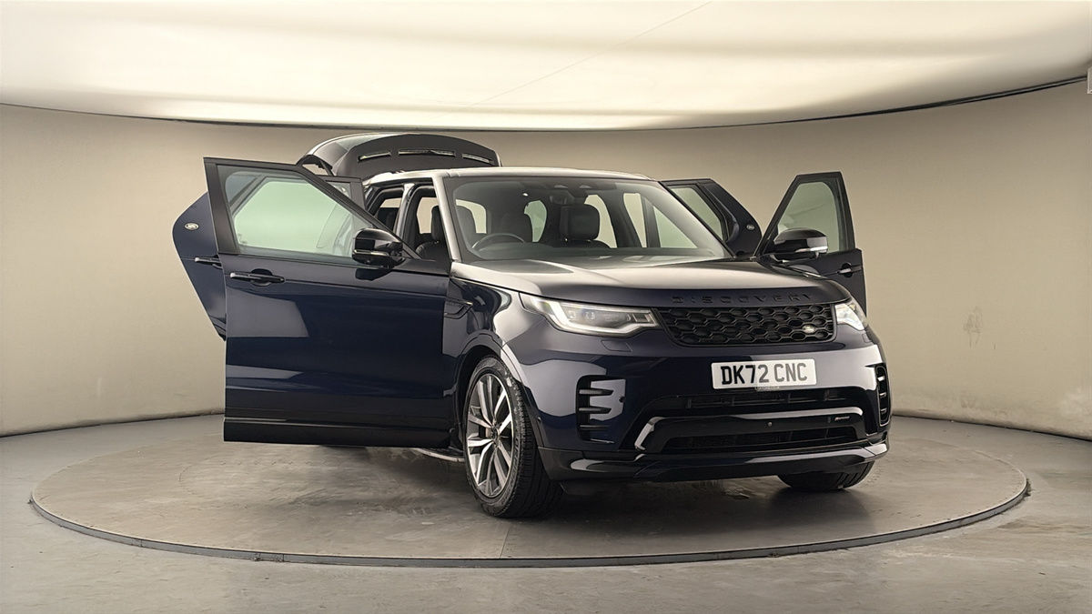 More views of Land Rover Discovery