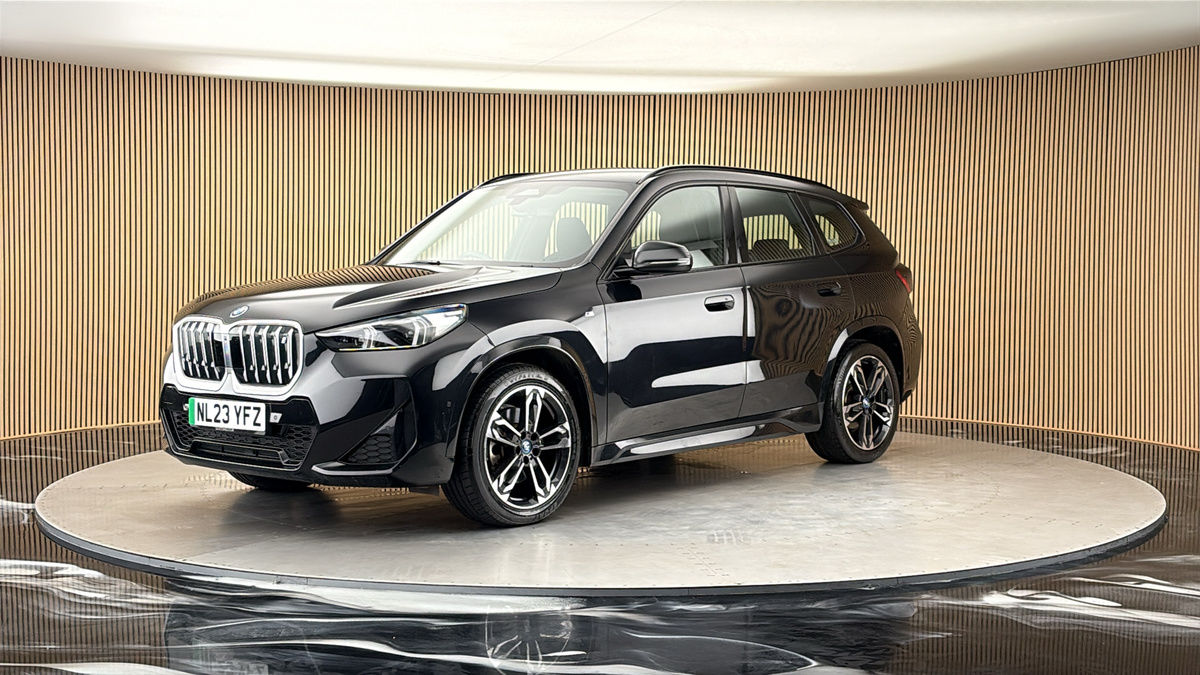 BMW iX1 Image 20