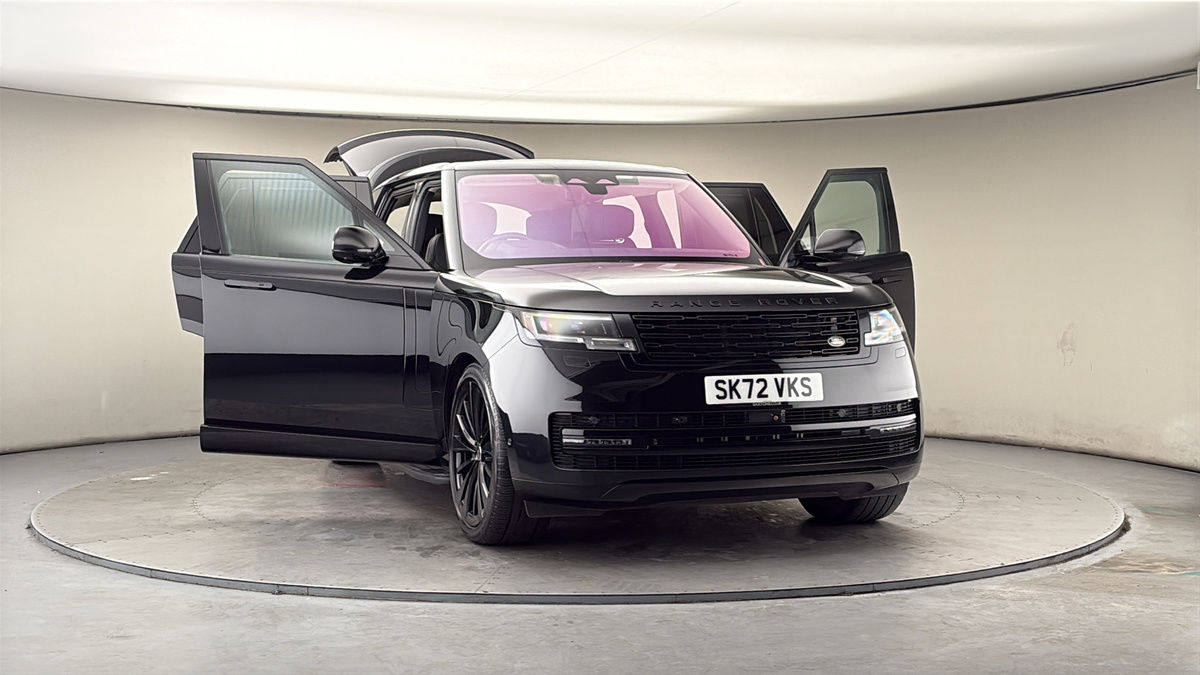 More views of Land Rover Range Rover